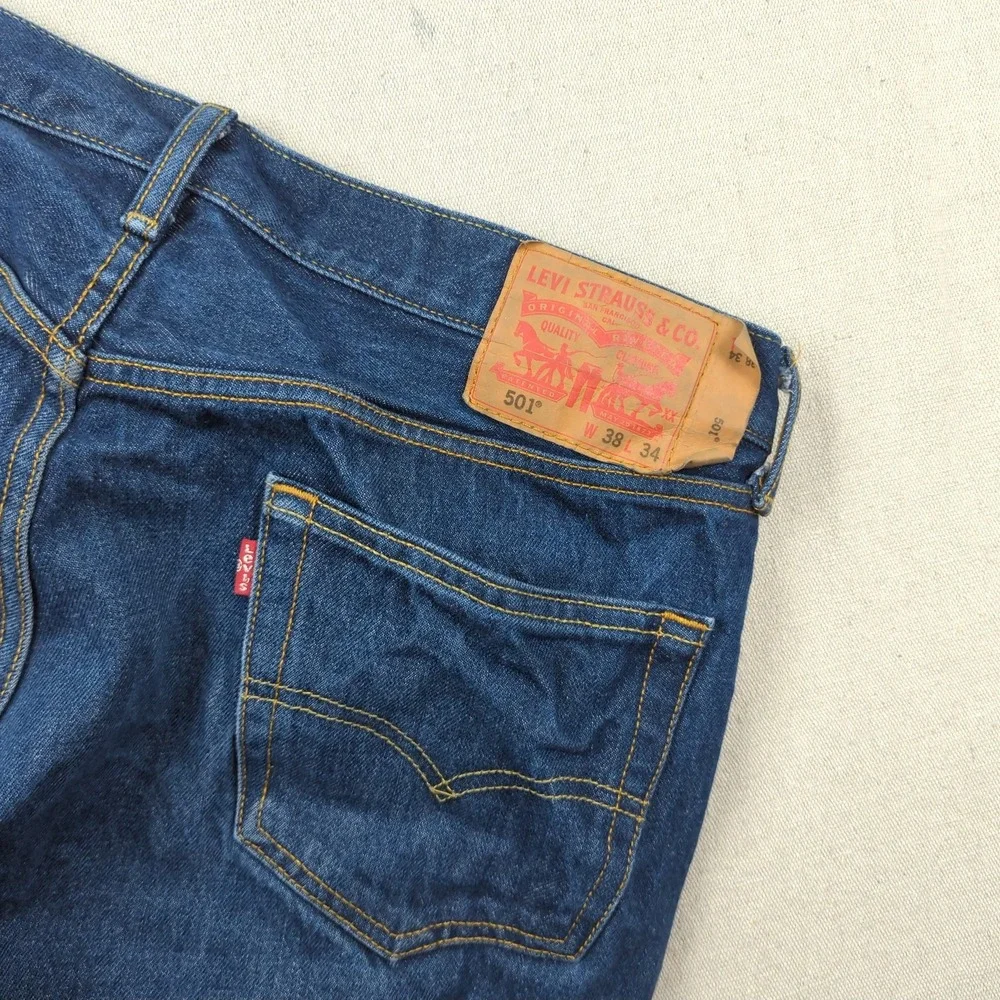 Levis 501 Jeans  Mens 38x32 Blue Button Fly Western Faded Classic American Hem
